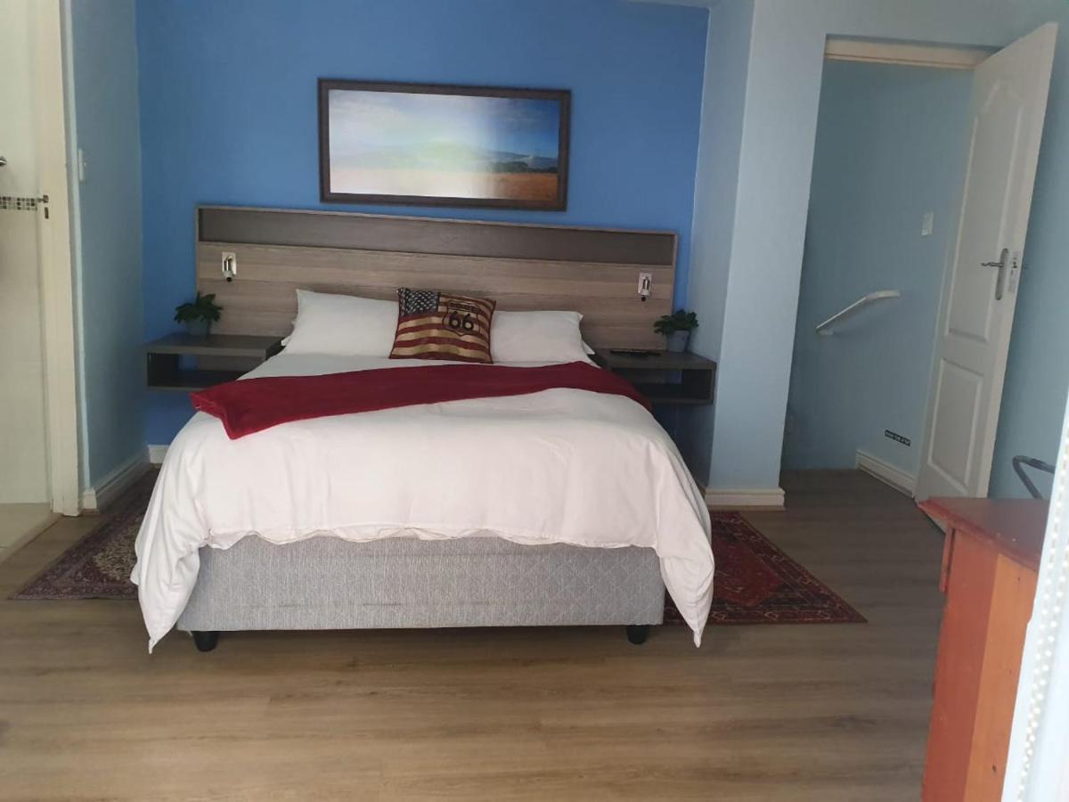ג'ורג' Outeniqua Inn מראה חיצוני תמונה